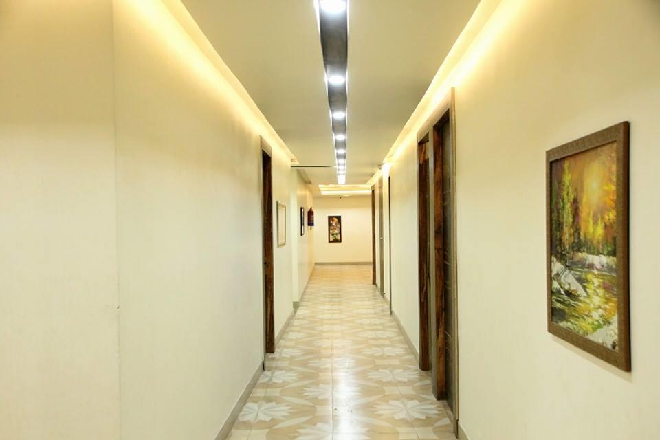 The Grand Orion Hotel Chinhat Екстериор снимка